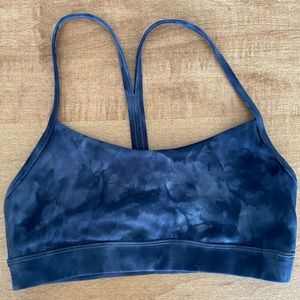 Lululemon Flow Y Nulu Bra size 2